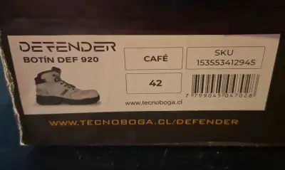 Botín de seguridad Defender modelo DEF920 talla 42 - miniatura 3