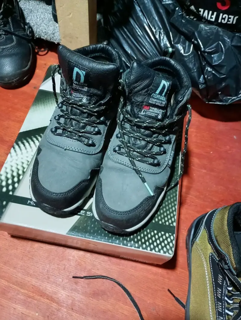Botas de seguridad impermeables Aislante V340 - 1