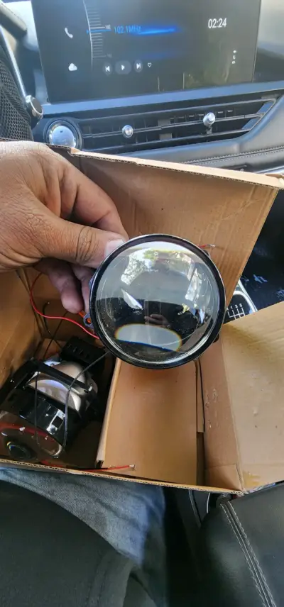Luces LED para auto con proyector - miniatura 1