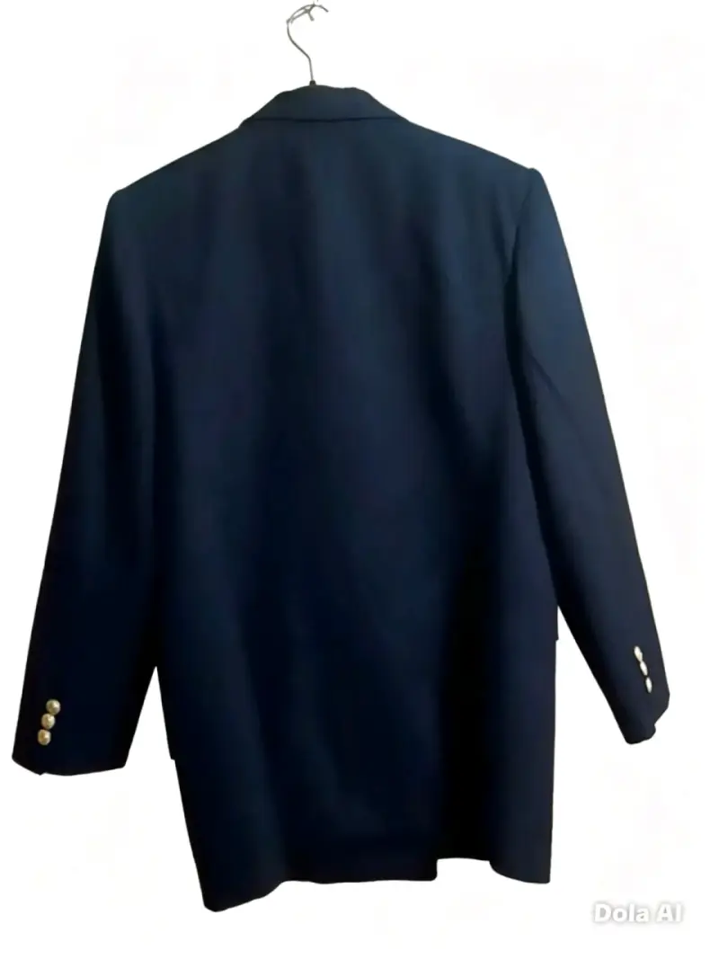 Blazer azul marino con botones dorados - 2