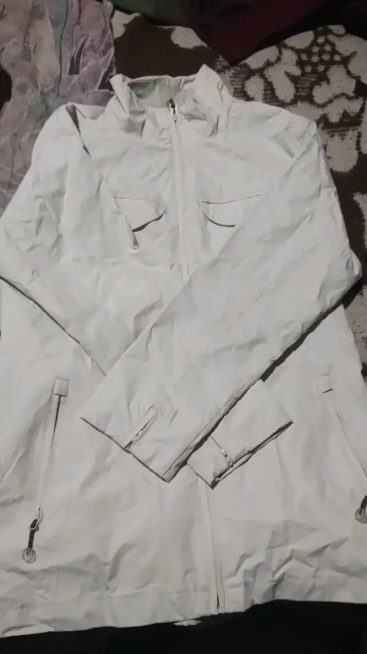 Chaqueta blanca Islander con bolsillos