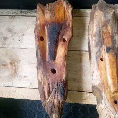 Máscaras kollon  de madera de picoyo milenario - miniatura 4