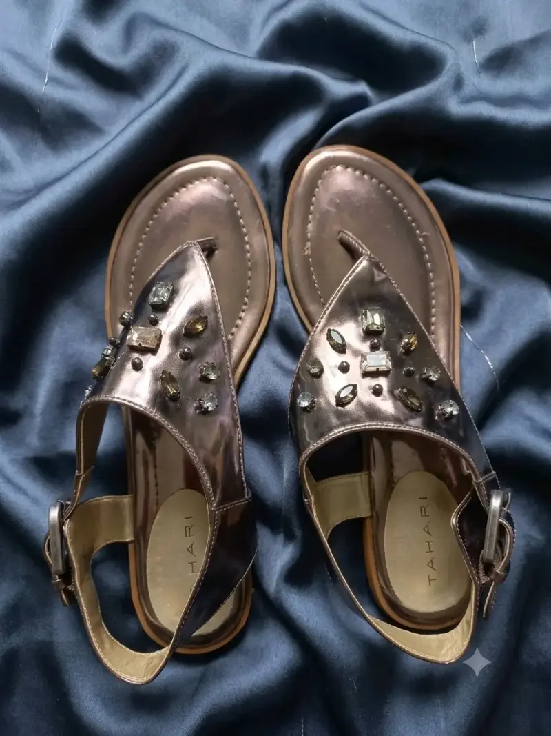 Sandalias de mujer con pedrería metálicas TAHARI - 2