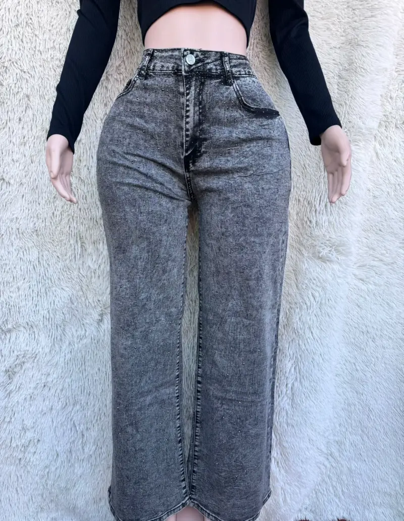 Jeans de mujer con detalles brillantes - 3