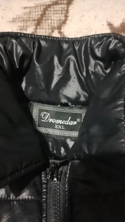 Chaqueta acolchada negra Dromedar XXL - miniatura 3