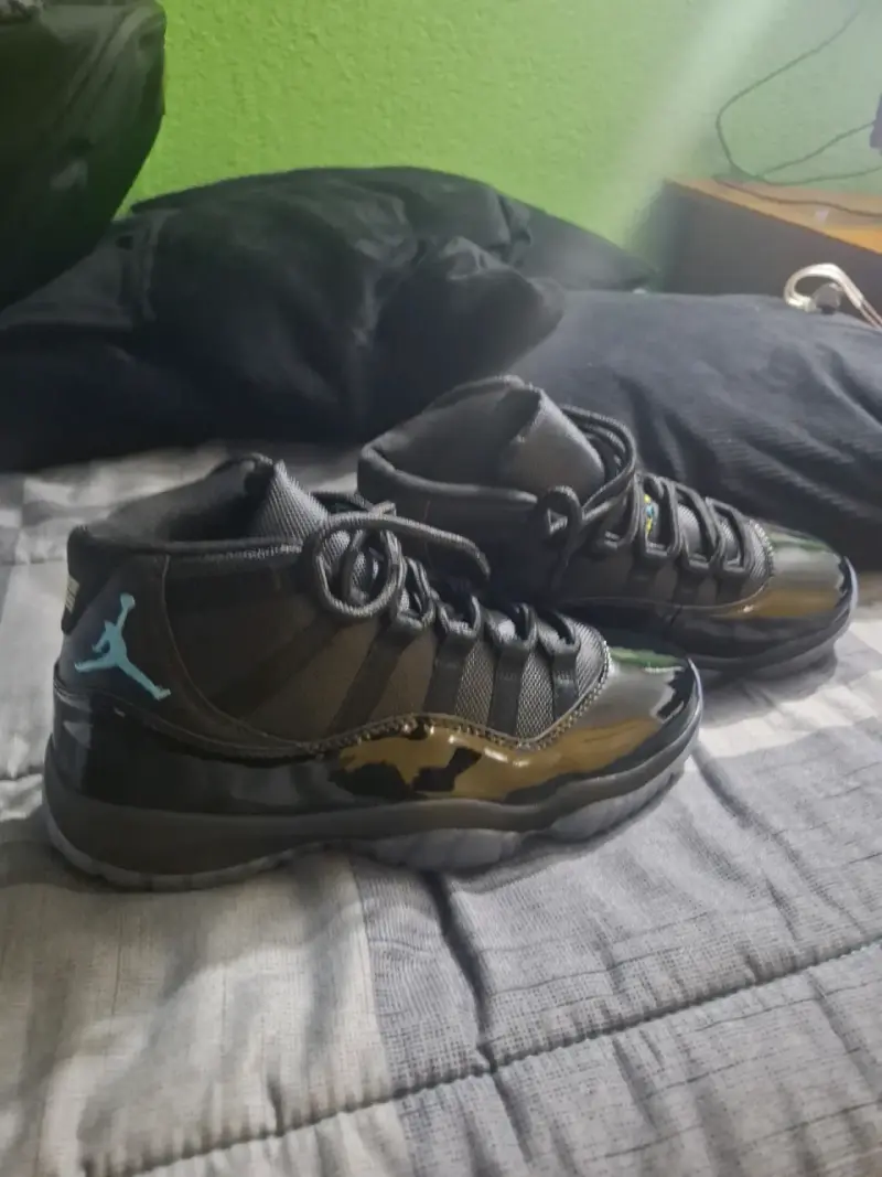 Jordan 11 Gamma Blue - 3