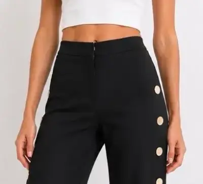 Pantalon negro con botones decorativos - miniatura 1