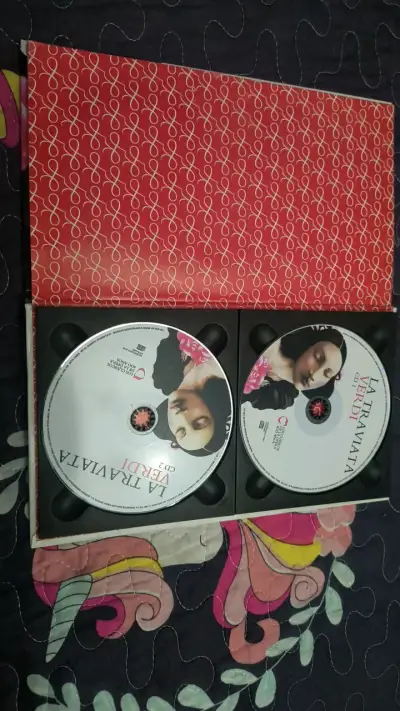 Libro y CD de ópera La Traviata de Verdi - miniatura 2
