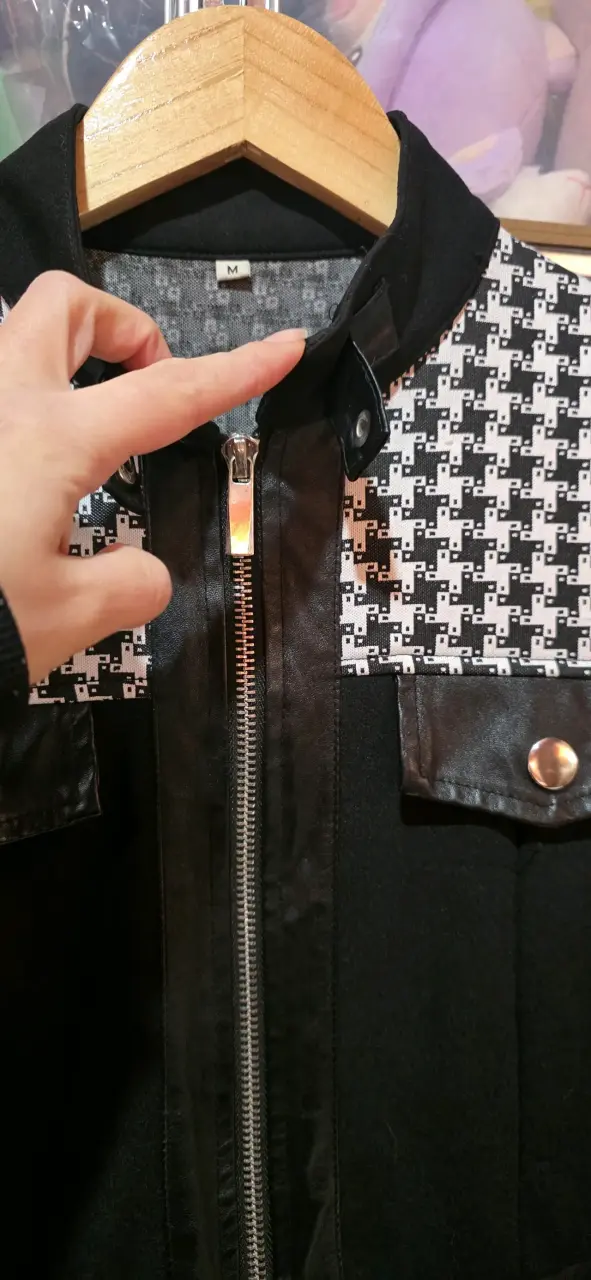 Vestido negro con diseño de pata de gallo y cierre - 2