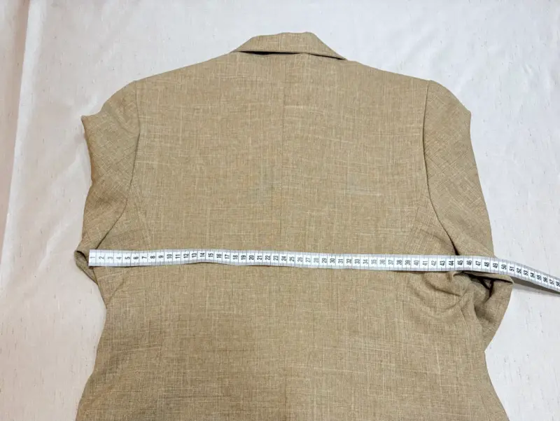 Traje talla 44 (ver detalle en foto) - 2