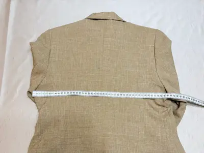 Traje talla 44 (ver detalle en foto) - miniatura 2