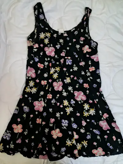 Vestido floral - miniatura 1