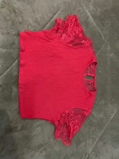 Top de encaje rojo para mujer - miniatura 2