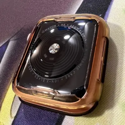 Apple Watch SE 40mm con Correa Rosa - miniatura 3