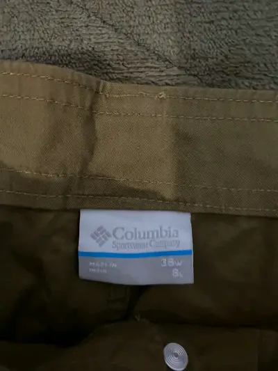 Shorts cargo hombre Columbia color caqui - miniatura 2