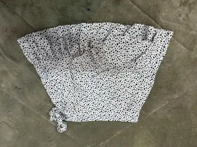 Falda corta estampada de lunares Shein - miniatura 1