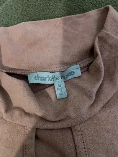 Top sin mangas rosa Charlotte Russe - miniatura 2