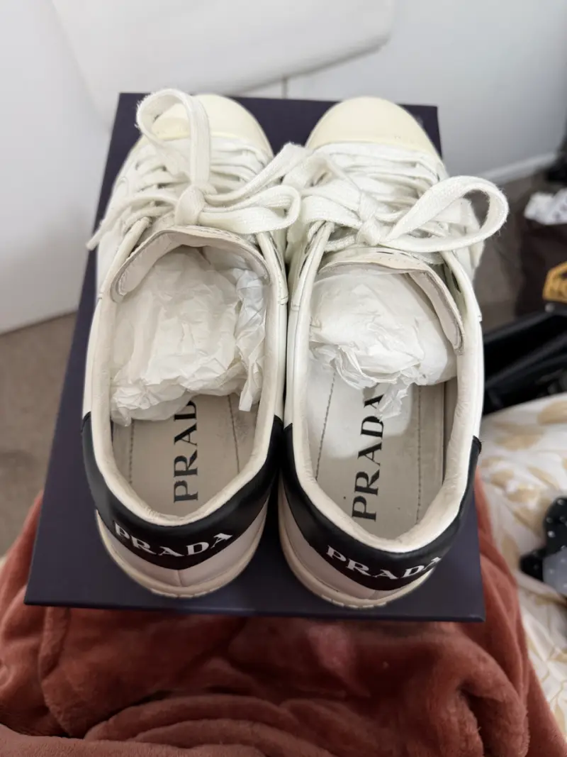 Zapatillas blancas de cuero Prada Milano - 2