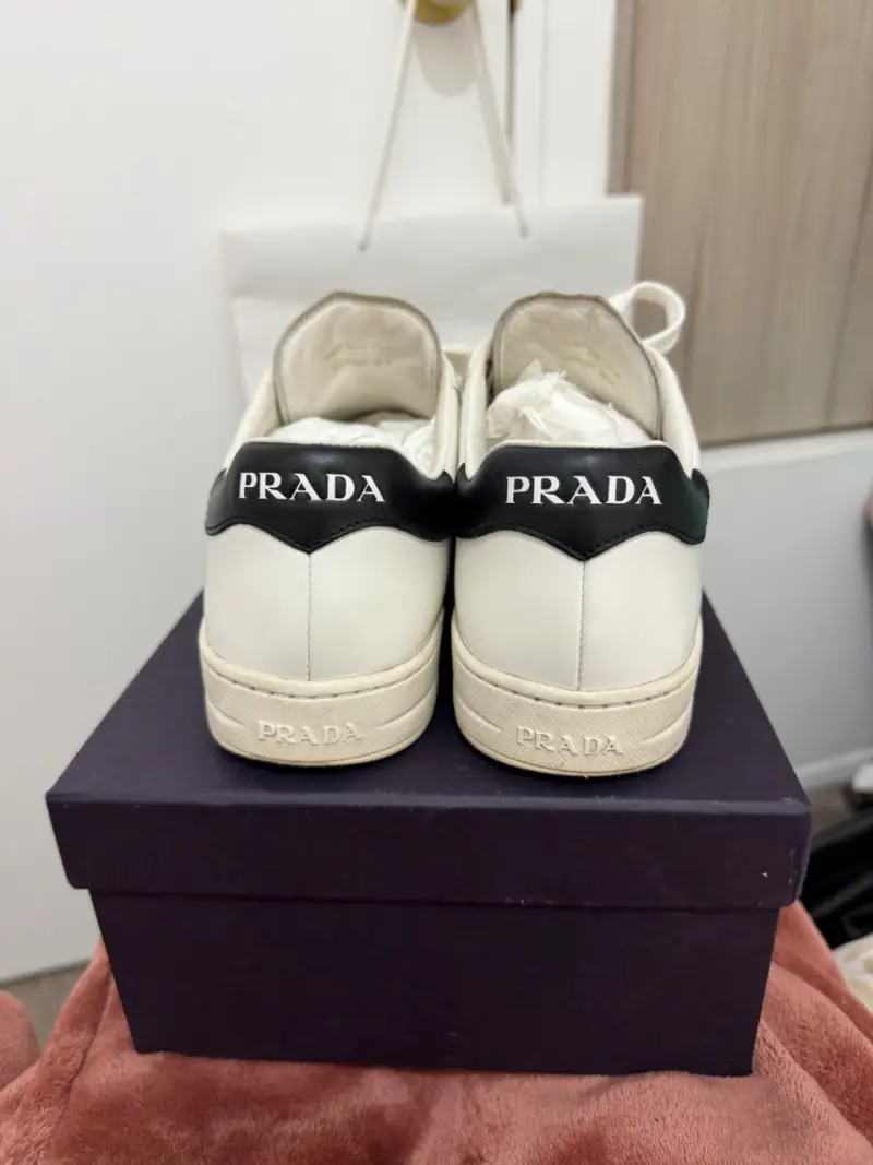 Zapatillas blancas de cuero Prada Milano - 3