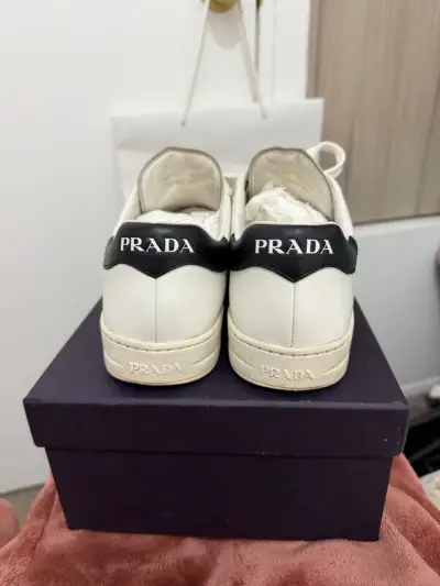 Zapatillas blancas de cuero Prada Milano - miniatura 3