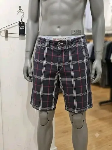 Shorts de cuadros American Eagle para hombre - 5