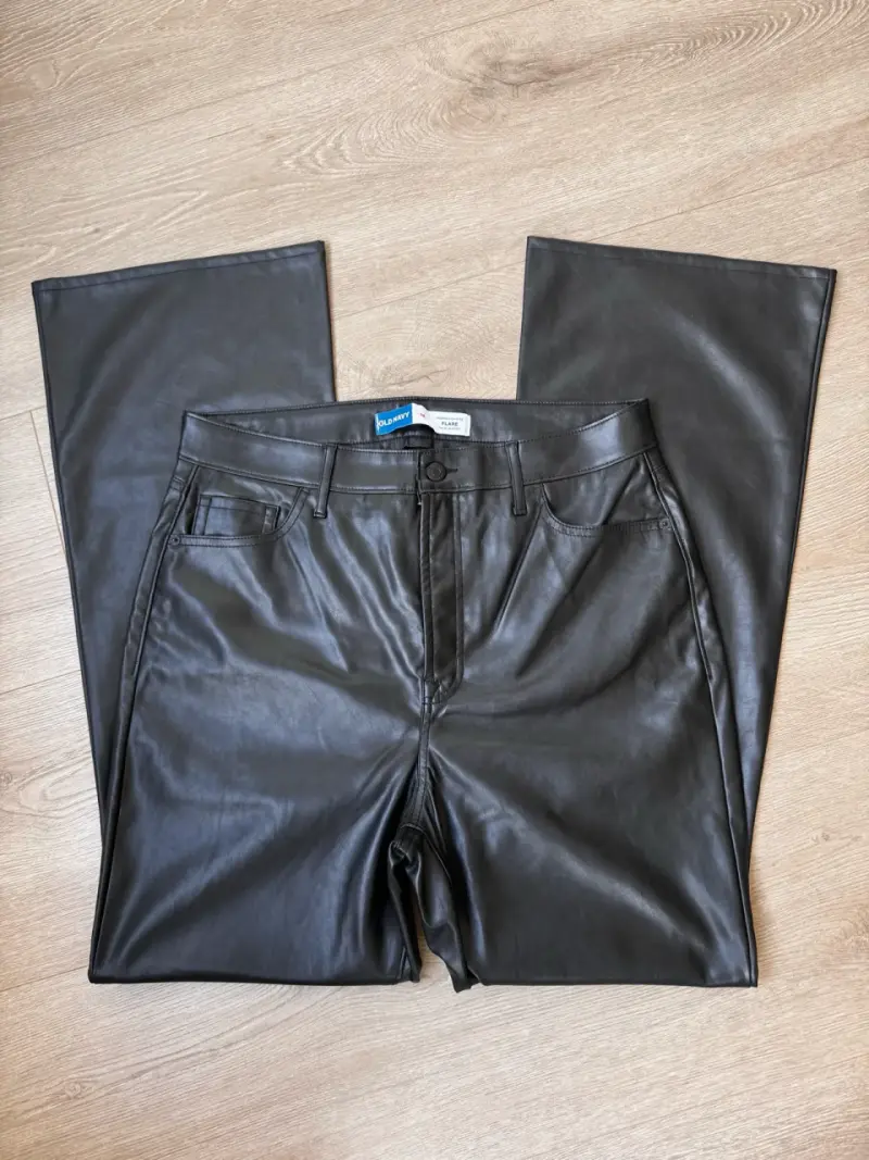 Pantalones flare sintético Old Navy - 4