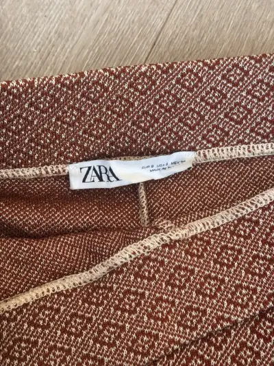 Pantalones anchos estampados Zara - miniatura 4
