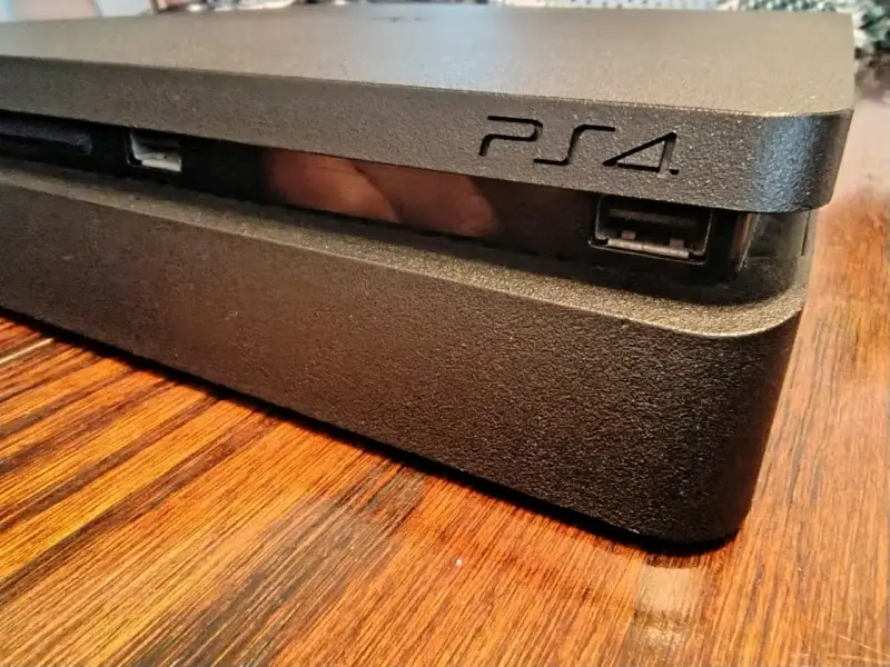 Consola Sony PS4 Slim 1TB con 3 juegos - 2
