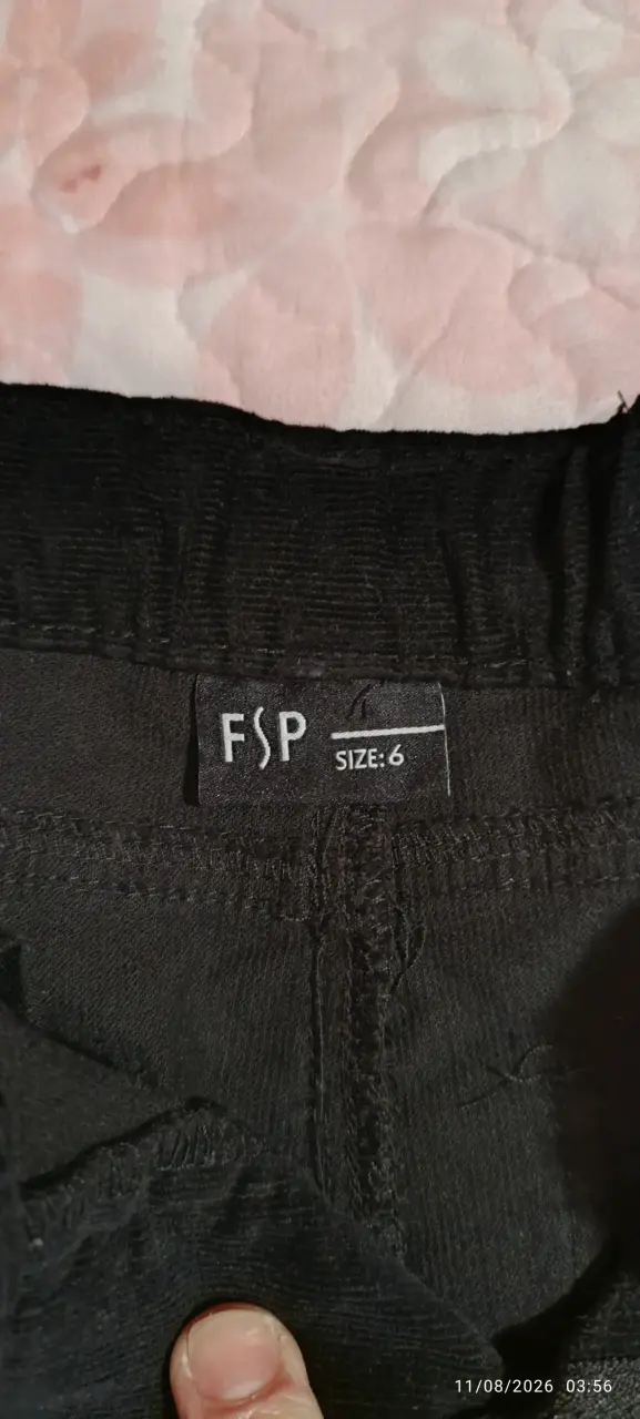 Pantalones negros con tachas para niña - 4