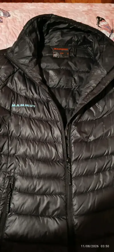 Chaqueta de plumas negra Mammut para mujer - miniatura 1