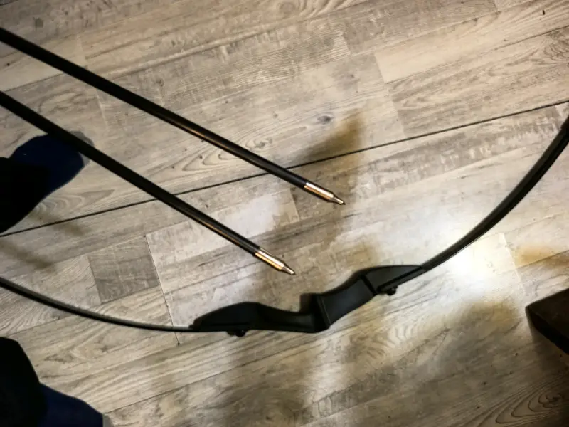Arco recurvo con flechas para tiro deportivo - 4