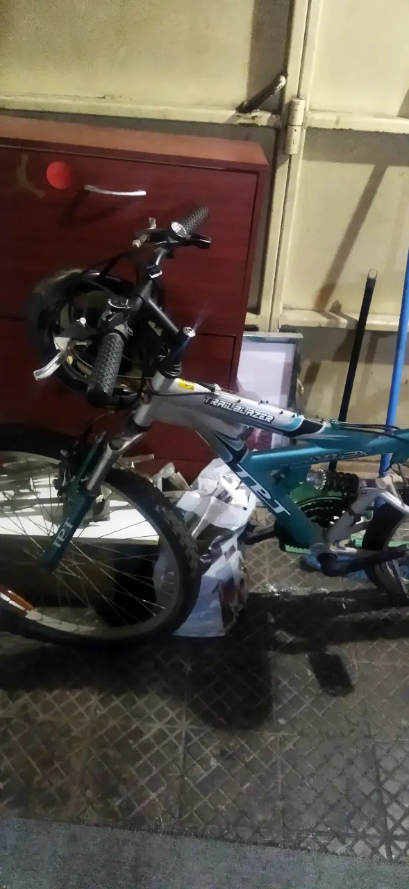 Bicicleta con 6 cambios y aro 26