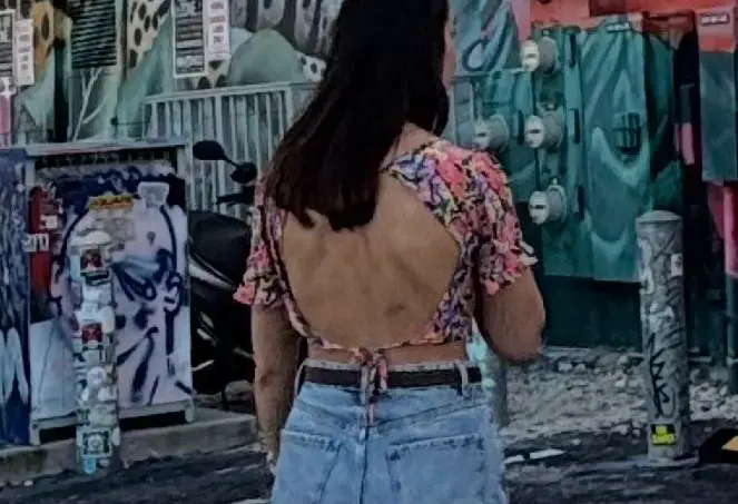 Top corto estampado colorido mujer - 4