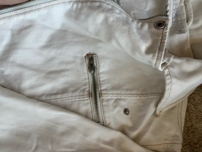 Chaqueta de mezclilla blanca corta - 4