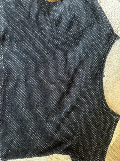 Chaleco negro con diseño étnico - miniatura 3