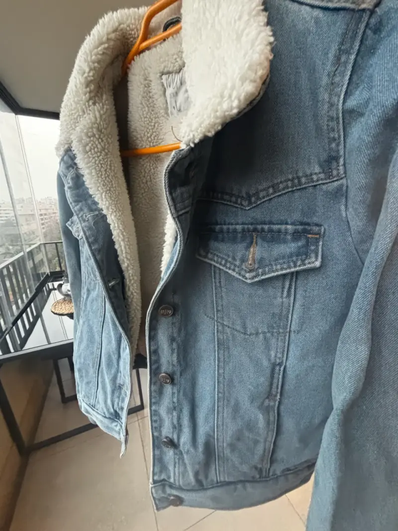 Chaqueta de mezclilla con forro de chiporro - 4