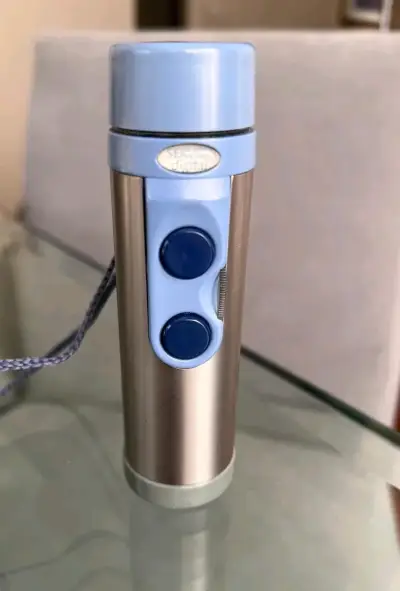 Dispositivo de voz Servox Digital con cargador - miniatura 3