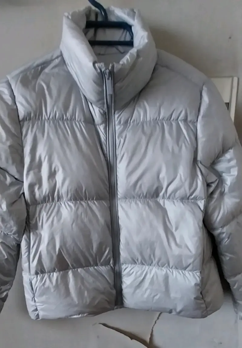 Parka acolchada gris para invierno