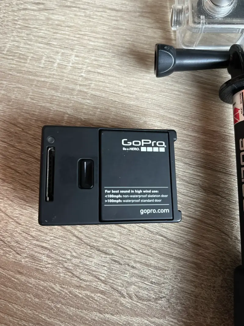 Cámara GoPro HERO3+ con accesorios - 4
