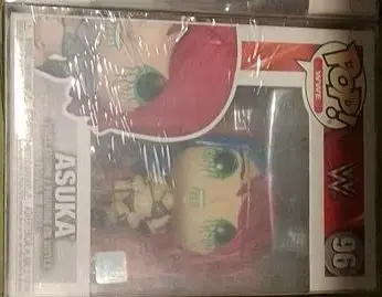Figura Funko Pop Asuka WWE en caja