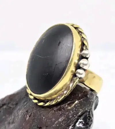 Anillo de bronce con detalles en plata ley 950 - miniatura 2