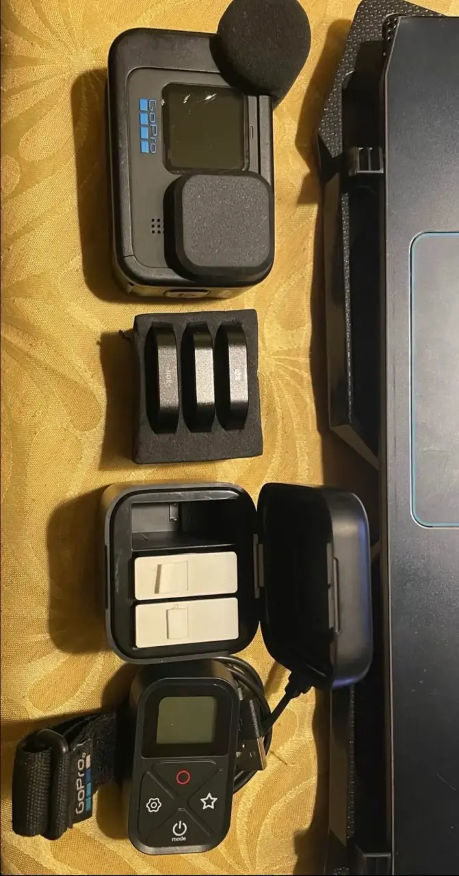 GoPro 11 BLACK + Súper combo Creator - 3
