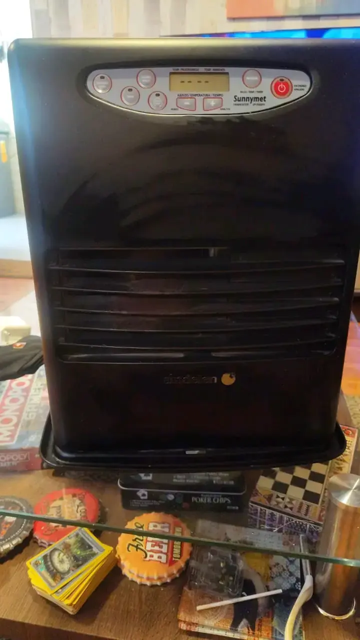 Estufa a parafina automatica marca Sindelen - 4