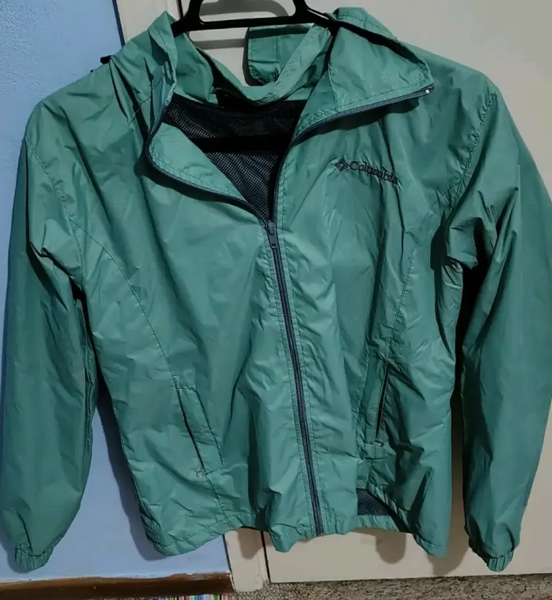 Chaqueta impermeable Columbia verde