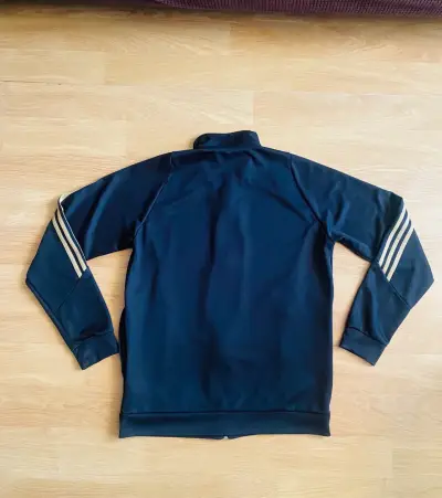 Chaqueta deportiva Adidas Messi negra y dorada - miniatura 3