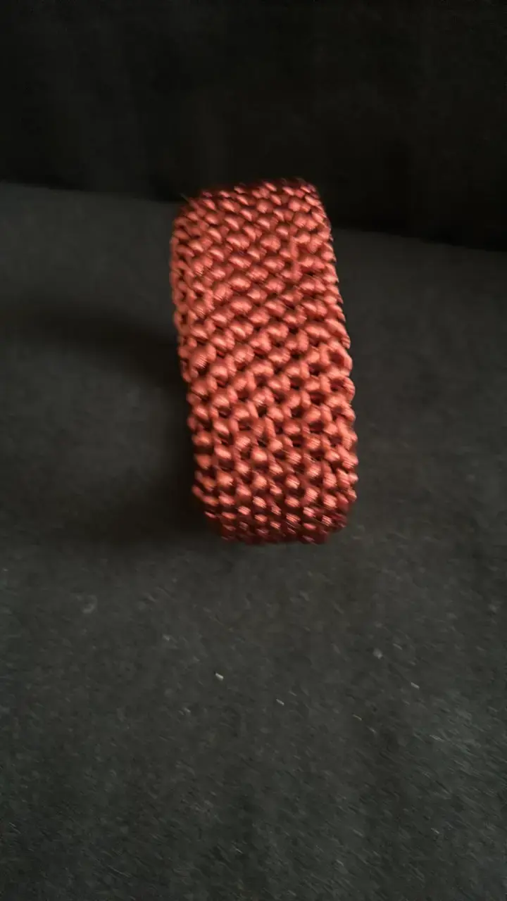 Pulsera tejida a mano color rojo - 3