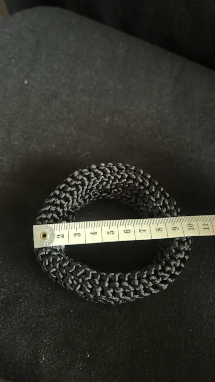 Pulsera tejida negra elegante - 3