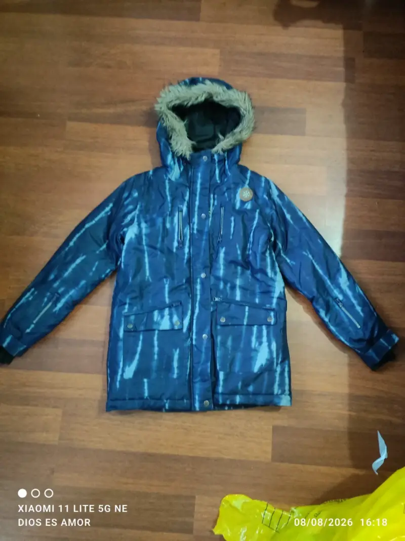 Parka azul con capucha de piel sintética - 2
