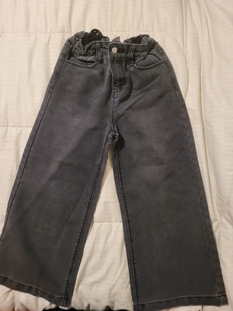 Vendo Lote de ropa talla 4-6 niña - 2