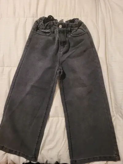 Vendo Lote de ropa talla 4-6 niña - miniatura 2